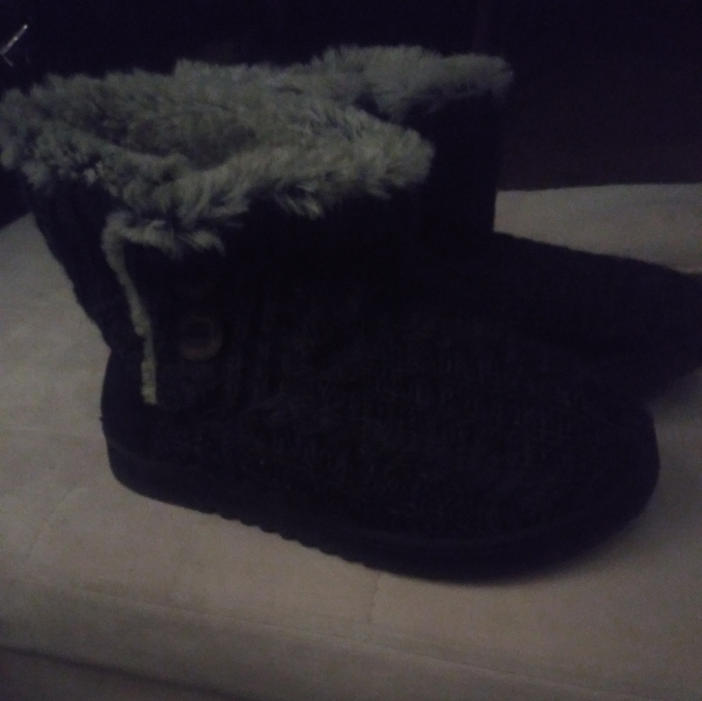 Bnwot slipper booties